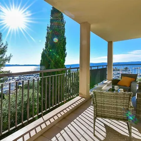 Apartment Butterfly In Split For 6 Persons Exterior photo