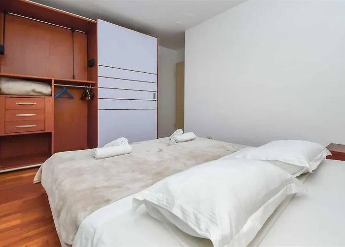 Apartment Butterfly In Split For 6 Persons