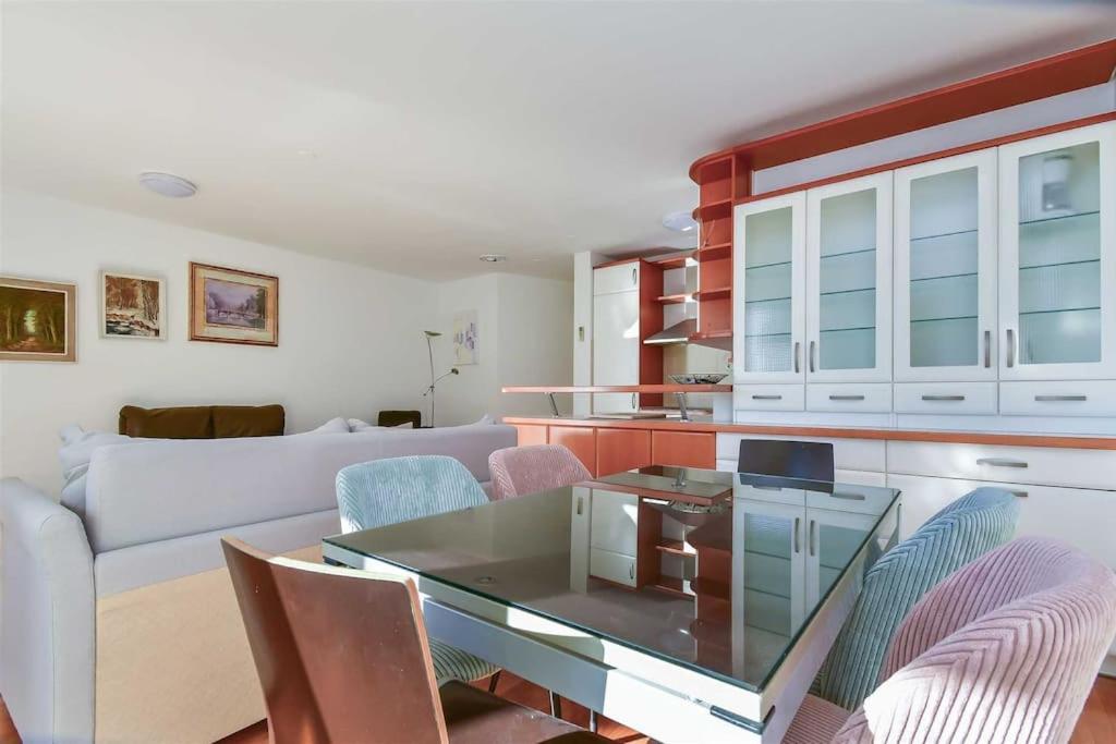 Butterfly In For 6 Persons Apartament Split